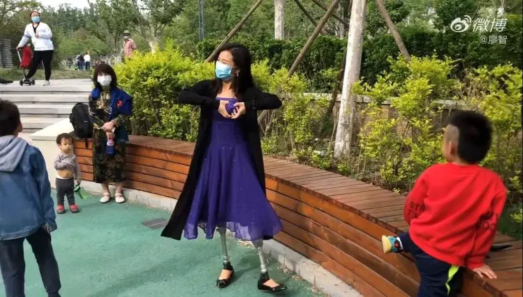 大学生篮球爱好者如何借鉴偶像的成长路径_0